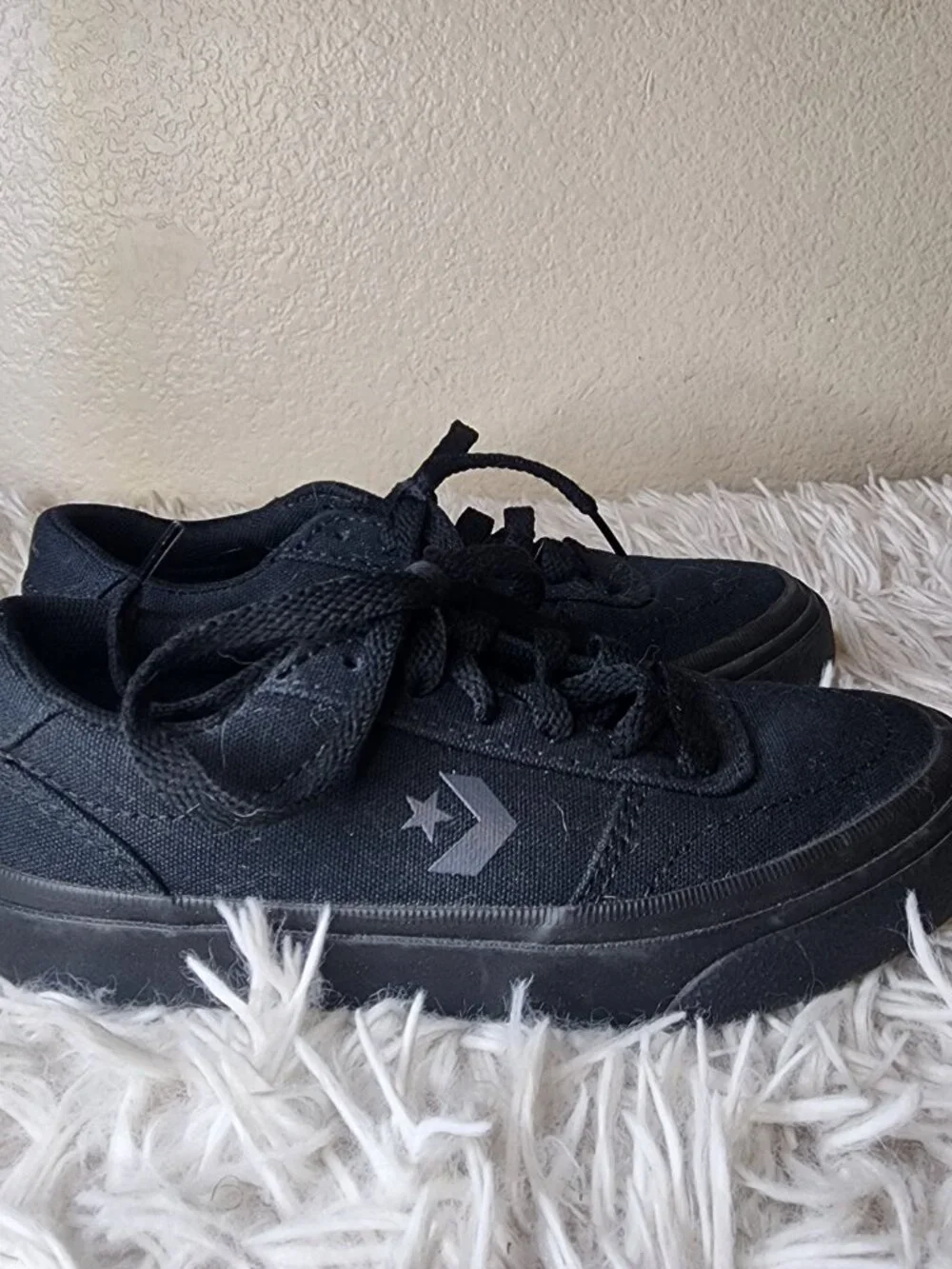 Boys Converse Boulevard Ox in Monochrome Black